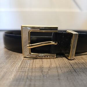 Jones New York Black Bonded Leather Belt – Gold Buckle – Size Large